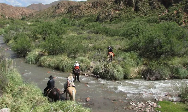 Full day ride at the foot of The Andes