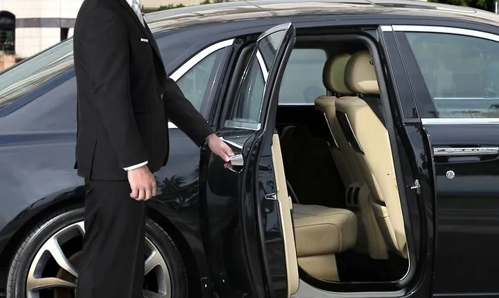 Private transfer from Nice to Villefranche-sur-Mer