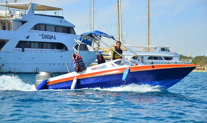 Sunset Abo munkar Island By Speed Boat - Semi Private - Hurghada