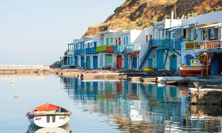 Shared Day Cruise from Milos to Kleftiko via Kalogries
