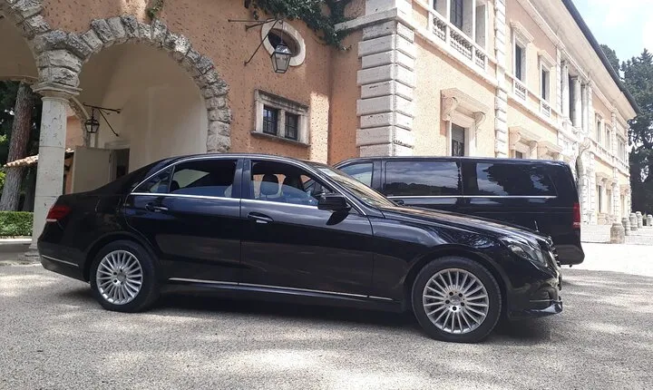 Rome's Charm: Exclusive 3-Hour Private Chauffeur Tour