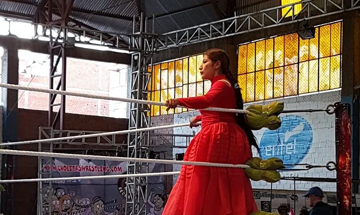Cholitas Wrestling