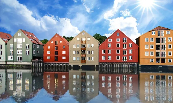 Trondheim's Inner Circle: A Self-Guided Audio Tour