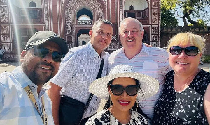 All Inclusive - Taj Mahal Sunrise Tour with 3 World Heritage Site