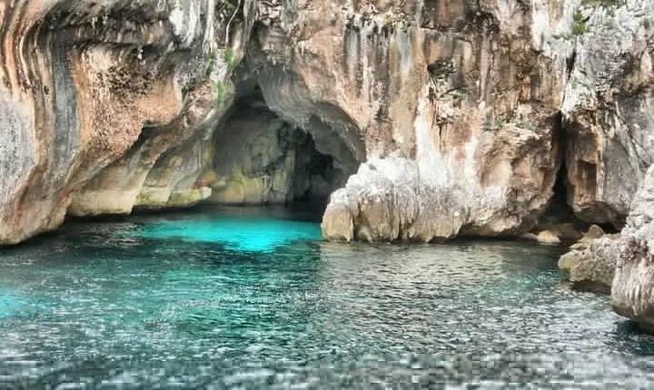 Cagliari: Day Trip to Cave of Neptune Private Experience