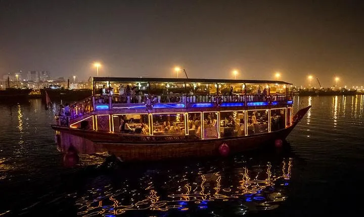 Dubai: 2-Hour Evening Dhow Cruise and Dinner