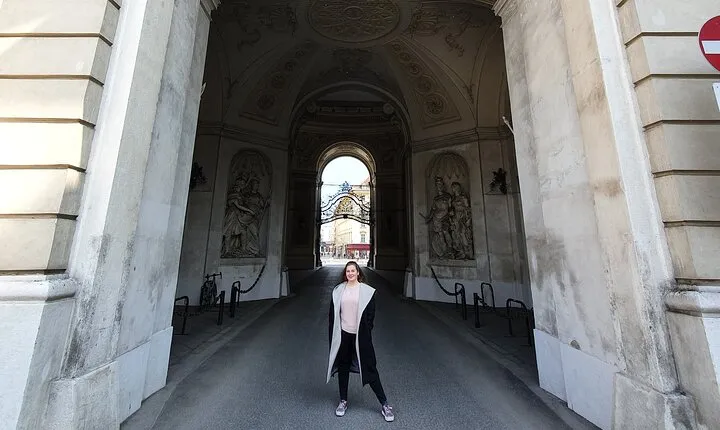 Puzzle tour: Mythical Hofburg