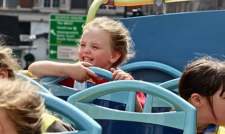 London Tootbus Kids Tour with Bespoke Live Guided Commentary