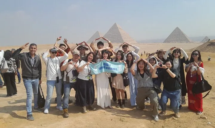 7 Days Private Tour Visit to Egypt with Transfer Included