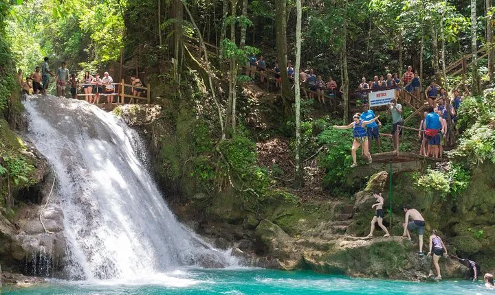 Blue Hole Ocho Rios (Island Gully Falls)