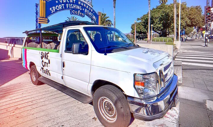Perfect 5 ½ Hour LA & Hollywood Tour from Santa Monica