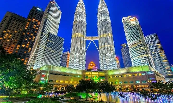 *12 Hrs Kuala Lumpur Car Tour from Port Dickson w' Tour Guide