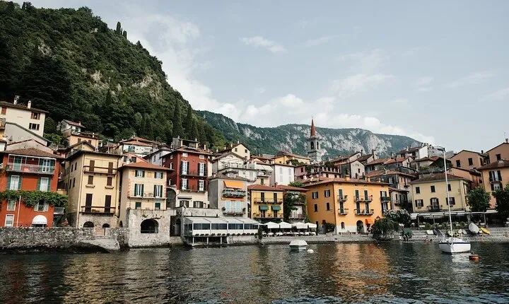 Private Vehicle Disposition to Como and Bellagio from Milan 8 h