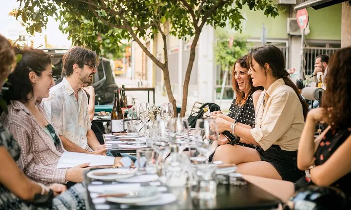 Athens Small-Group Walking Tour with Wine Tasting