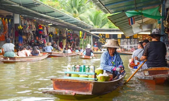 Floating Markets Day Trip from Bangkok