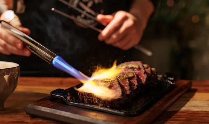 Interactive 15-Dish Tasting Menu & Wines at Argentine Experience