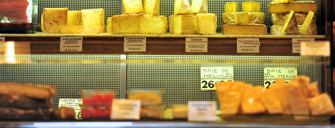 Food tour of the Marais neighborhood