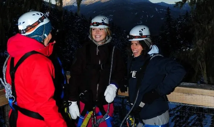 2 Hour Late Afternoon Winter Zipline Adventure