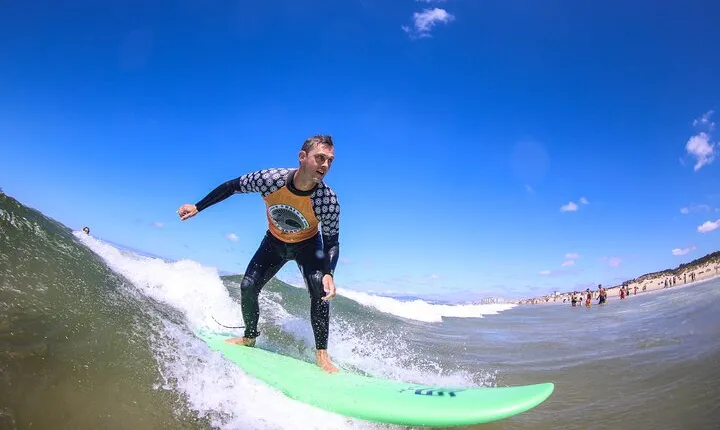 Surf Lessons Cascais and Lisbon