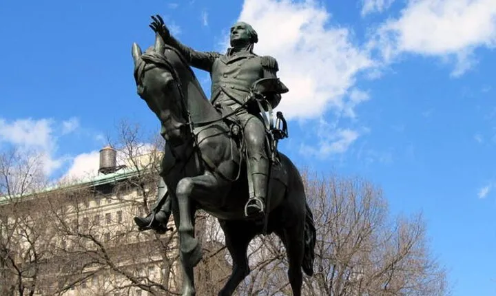 Walk 3 NYC Squares: Gramercy Park, Madison and Union Squares