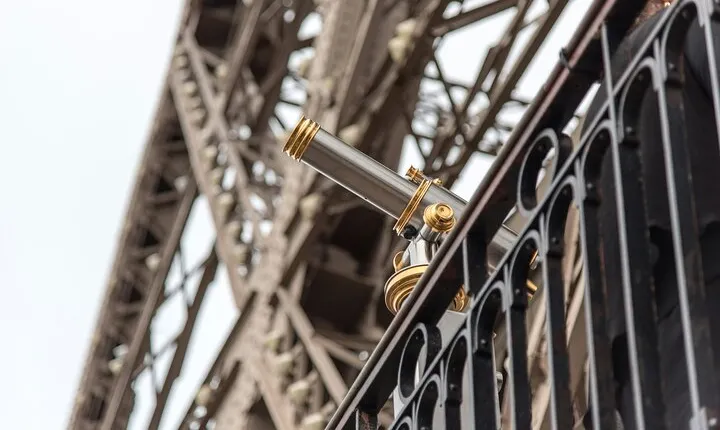 Eiffel Tower Hosted Entry with Second Floor Reserved Access