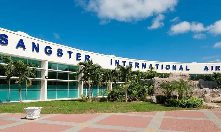 Tropical Court Hotel Private Airport Transfer