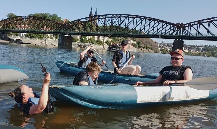 Canoe Prague – Splash into Fun!