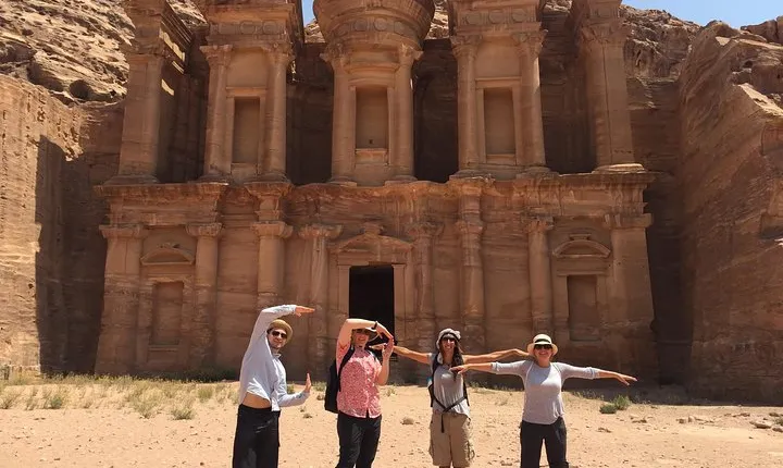 4 Day Private Tour: Petra Jerash Mount Nebo Karak Castle Wadi Rum Red & Dead Sea