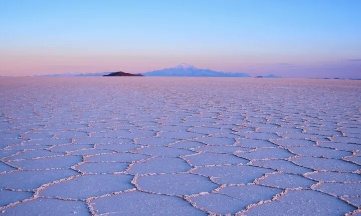 3 Days Private Tour in Uyuni Salt Flats and Colored Lagoon