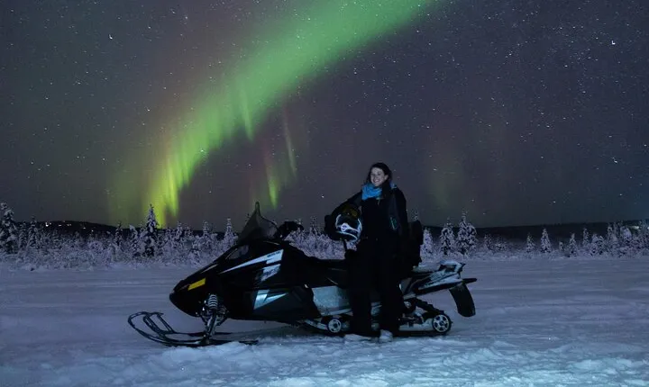 Aurora Sleighers Snowmobile Tour in Fairbanks