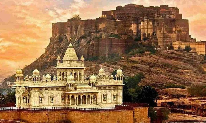 Guided Jodhpur City Tour With Drop Off at Udaipur