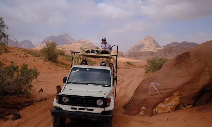 Full Day Jeep Tour and overnight stay (all meals included)