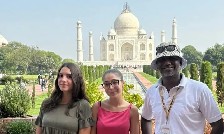 From Delhi: Luxury Group tour of Agra by Car: TOP RATED TOUR