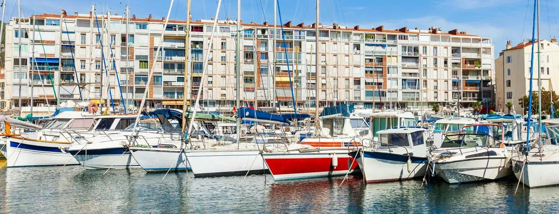 Toulon 2-hour introductory walking tour with a local
