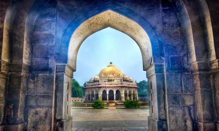 Private One Way Transfer From Ranthambore To New Delhi In AC Vehicle