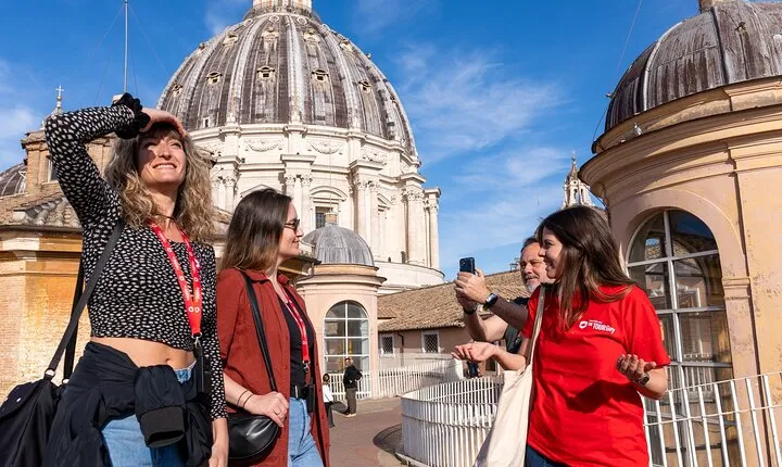 Complete St. Peter's Basilica Tour with Dome Climb