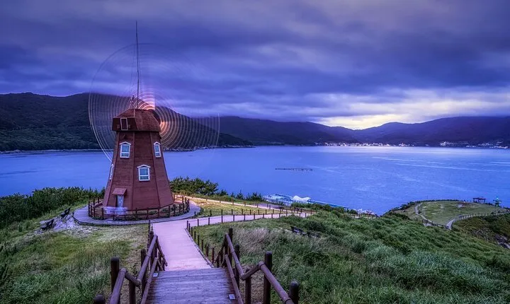Busan to Geoje: Seascapes & Windy Hills Tour