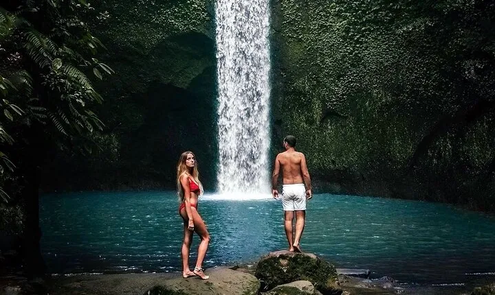 Bali’s Natural Beauty: Waterfalls, Rice Terraces & Sacred Temple