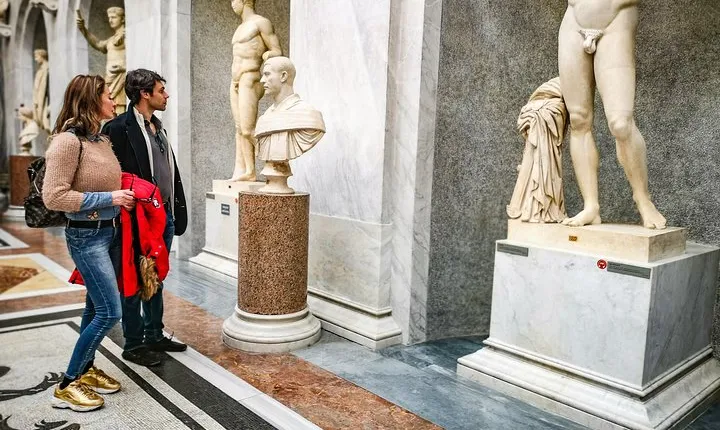 Skip-the-Line Sistine Chapel, St Peter's Basilica & Vatican Private Tour