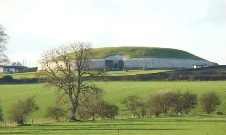 Newgrange, Trim Castle and Hill of Tara Private Tour from Dublin