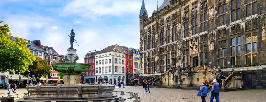 Guided tour of the historic center of Aachen