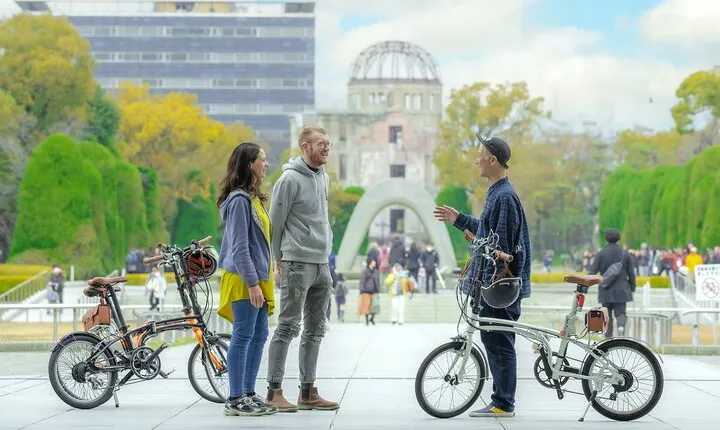 Hiroshima 2hr Peace Cycling Tour with Local Guide 