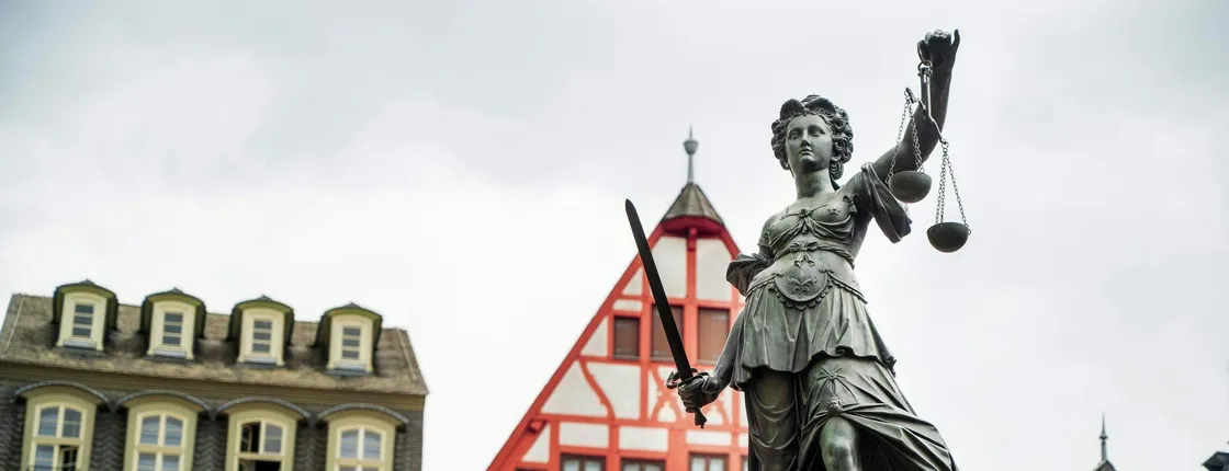 Discover the Instaworthy areas of Frankfurt with a local