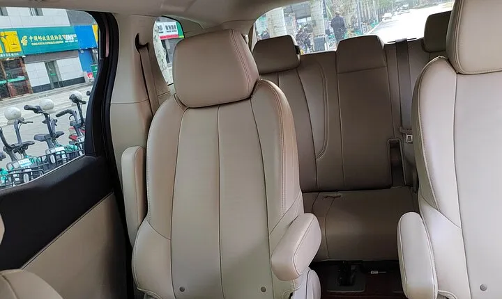 Private 1-way Transfer: Xi'an North Station/Airport to City Hotel