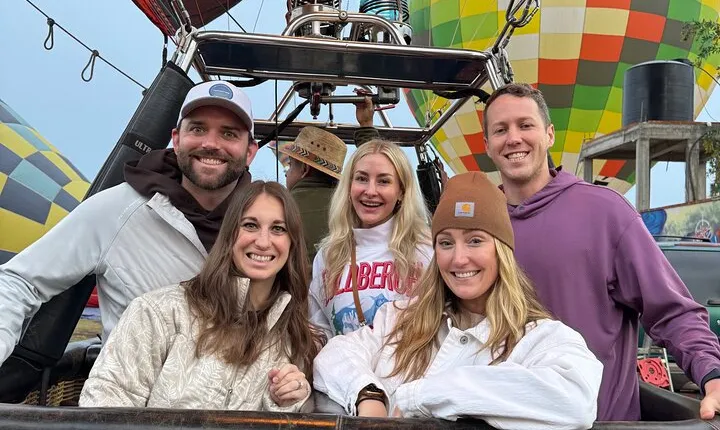 Balloon flight / Breakfast in the cave / CDMX pick-up + Pyramids