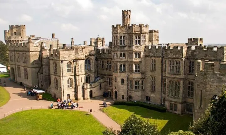 Stratford-upon-Avon/Warwick Castle Independent Full Day Private Tour