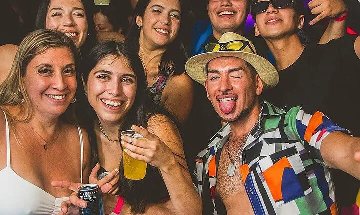 Party Onboard at Rio Boat Club