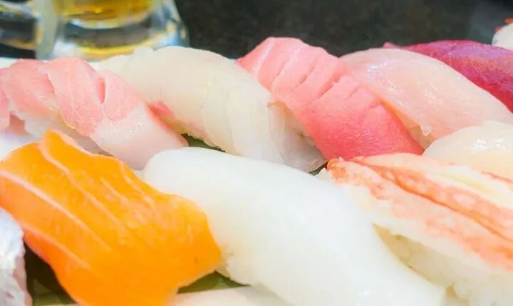 Tokyo Akihabara: Sushi Making with a Professional Chef