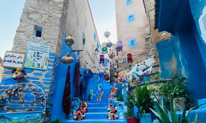 Day Trip To The Blue City & Akchour Waterfalls