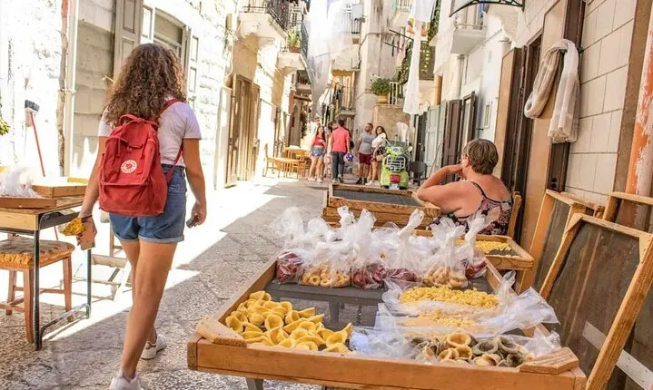 Bari Private walking tour and food tasting